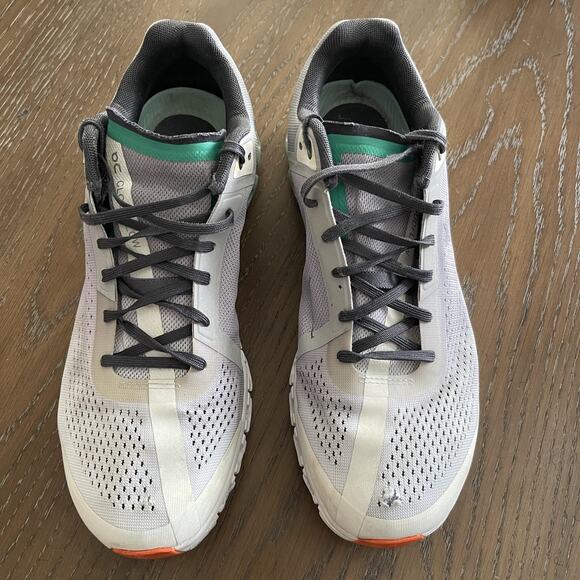 On Running Cloud Shoes Womens Size 9.5 Lightweight Swiss 35.98208 Running - Picture 1 of 8